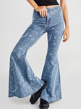 We The Free Just Float On Celestial Boho Flare Jeans Size 26
